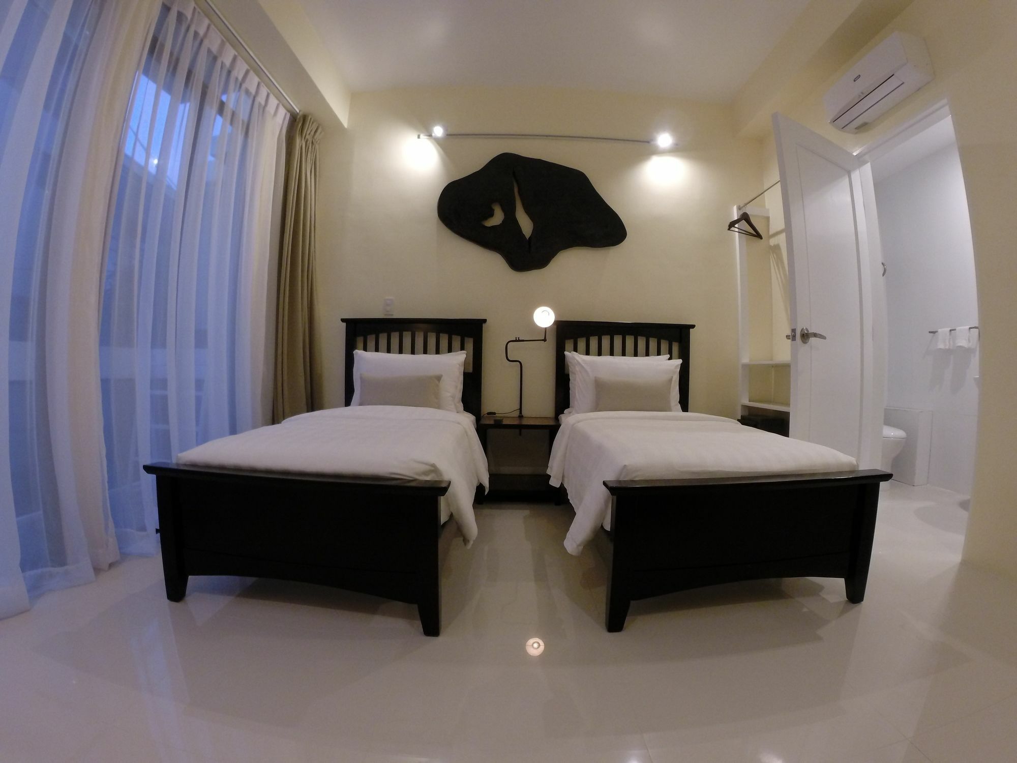 Luxx Boutique Boracay Hotell Balabag  Exteriör bild