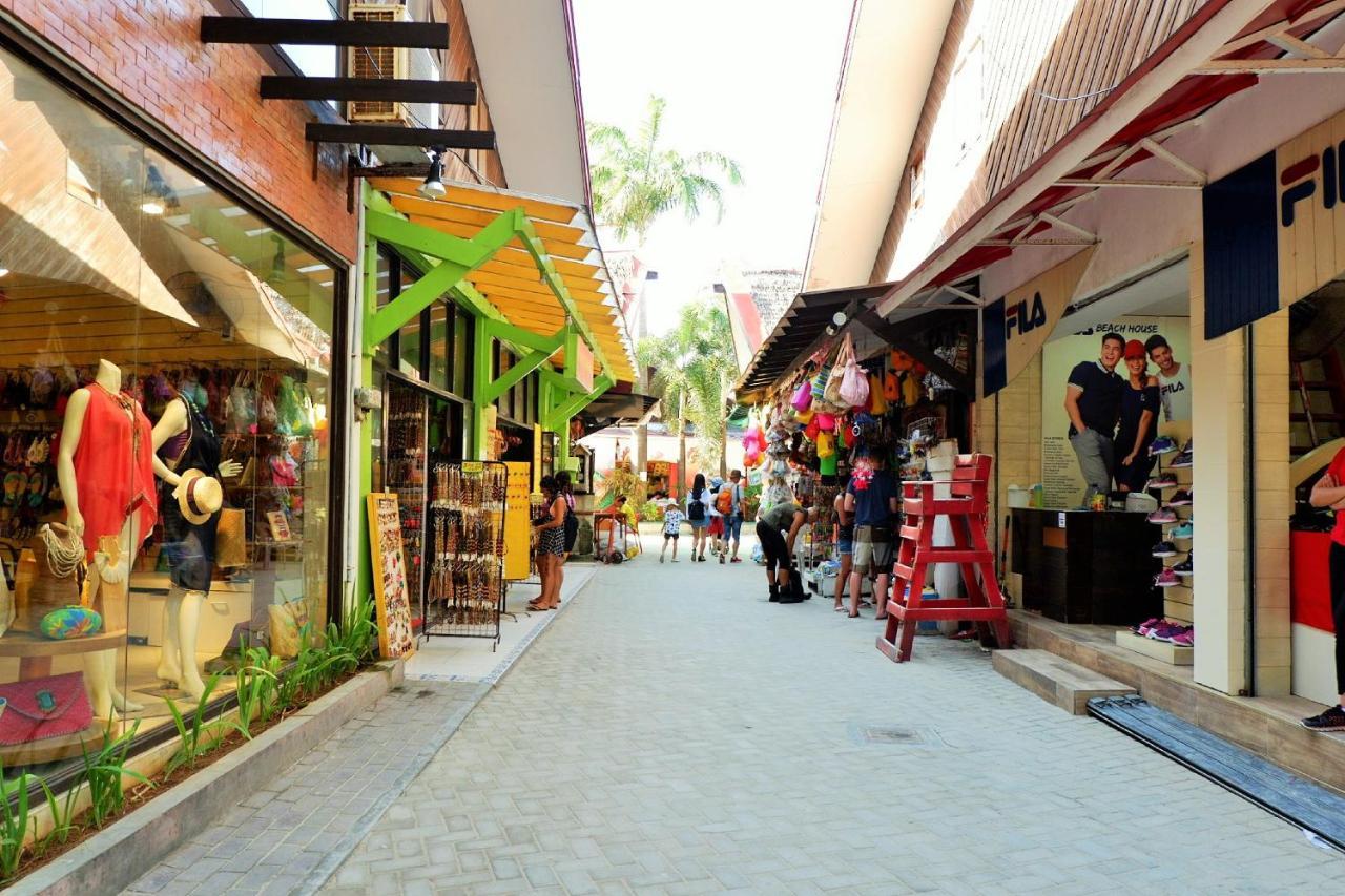 Luxx Boutique Boracay Hotell Balabag  Exteriör bild