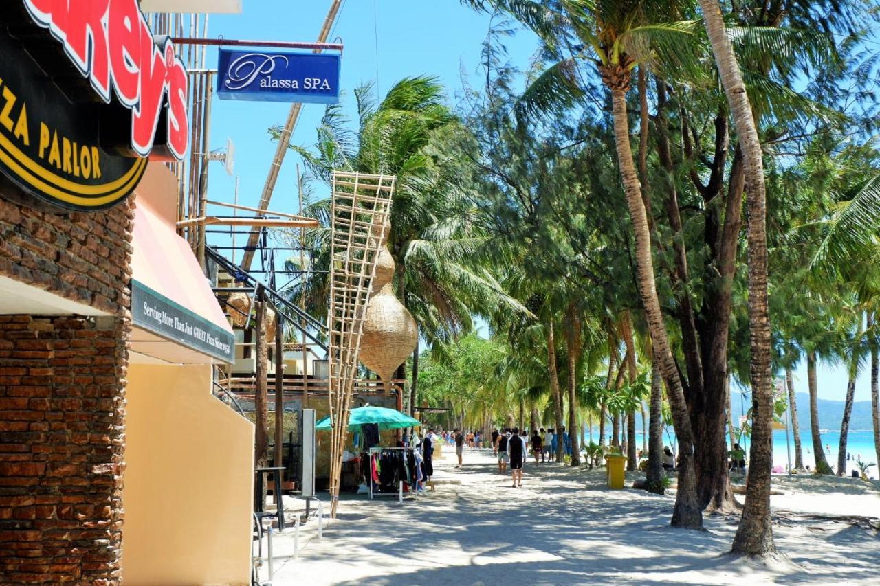 Luxx Boutique Boracay Hotell Balabag  Exteriör bild