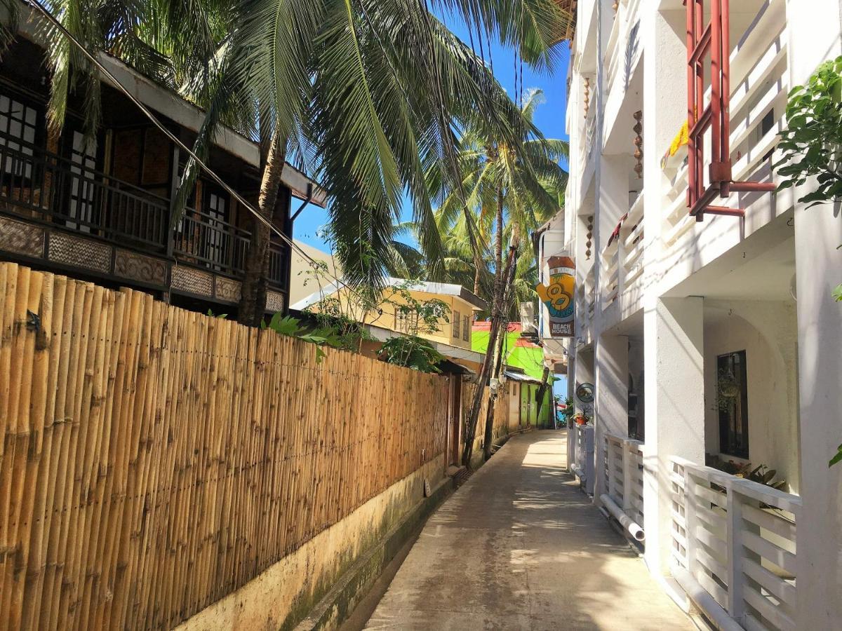 Luxx Boutique Boracay Hotell Balabag  Exteriör bild